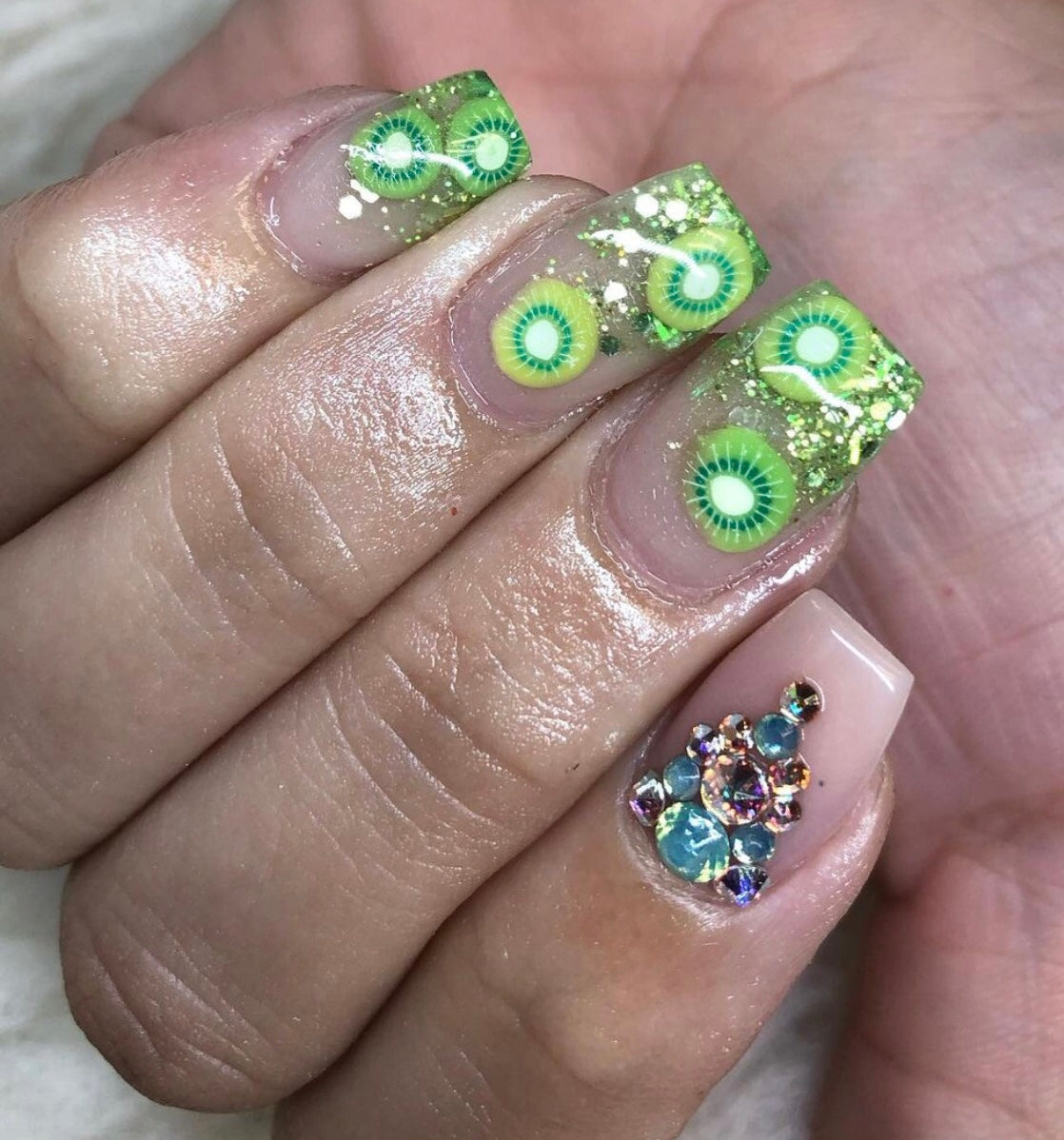 kiwi fimo nail art