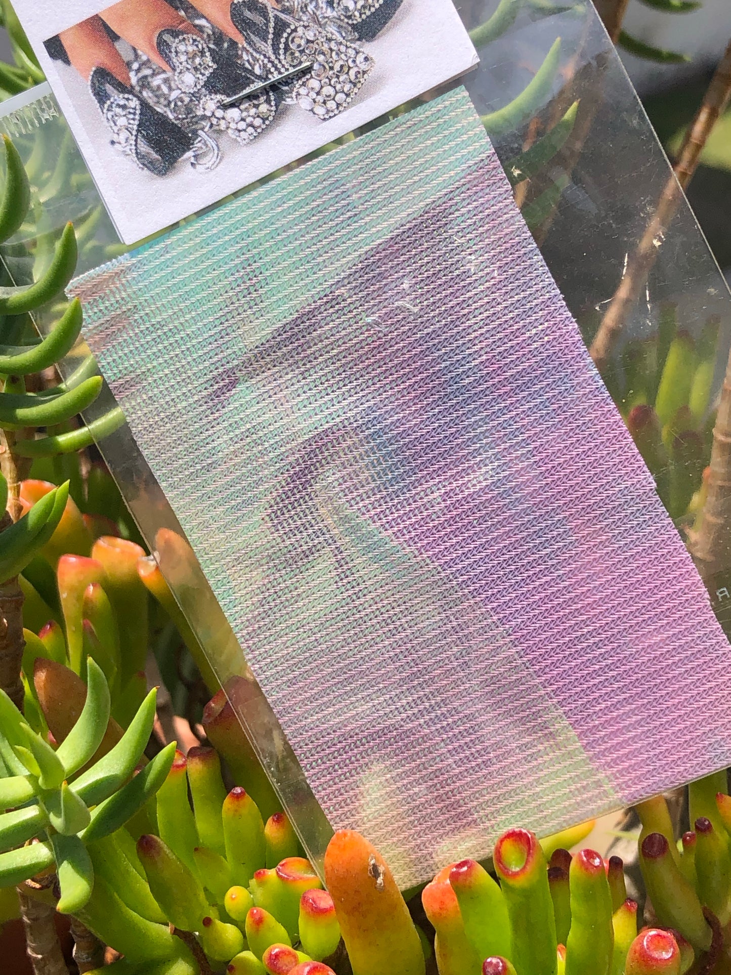 iridescent mermaid skin for nail art