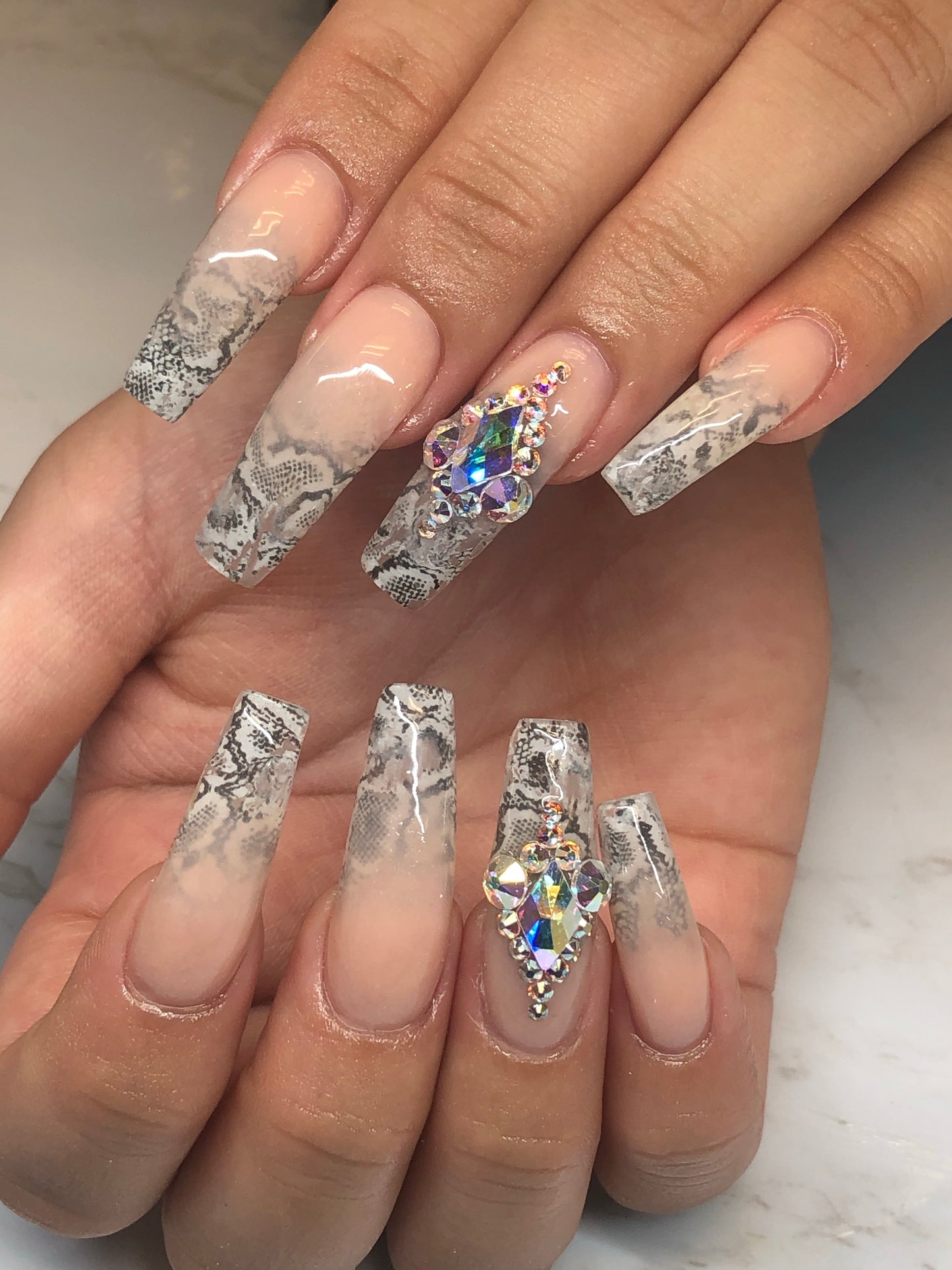 snakeskin nail art