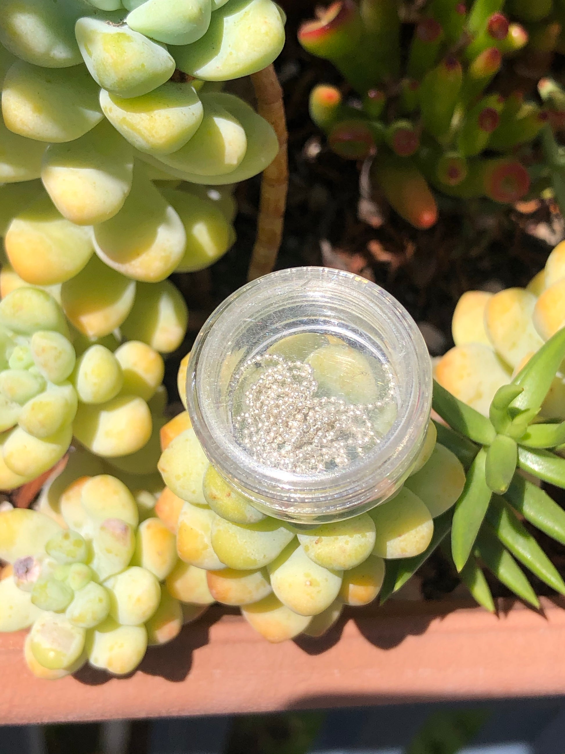 silver caviar chain for nail art