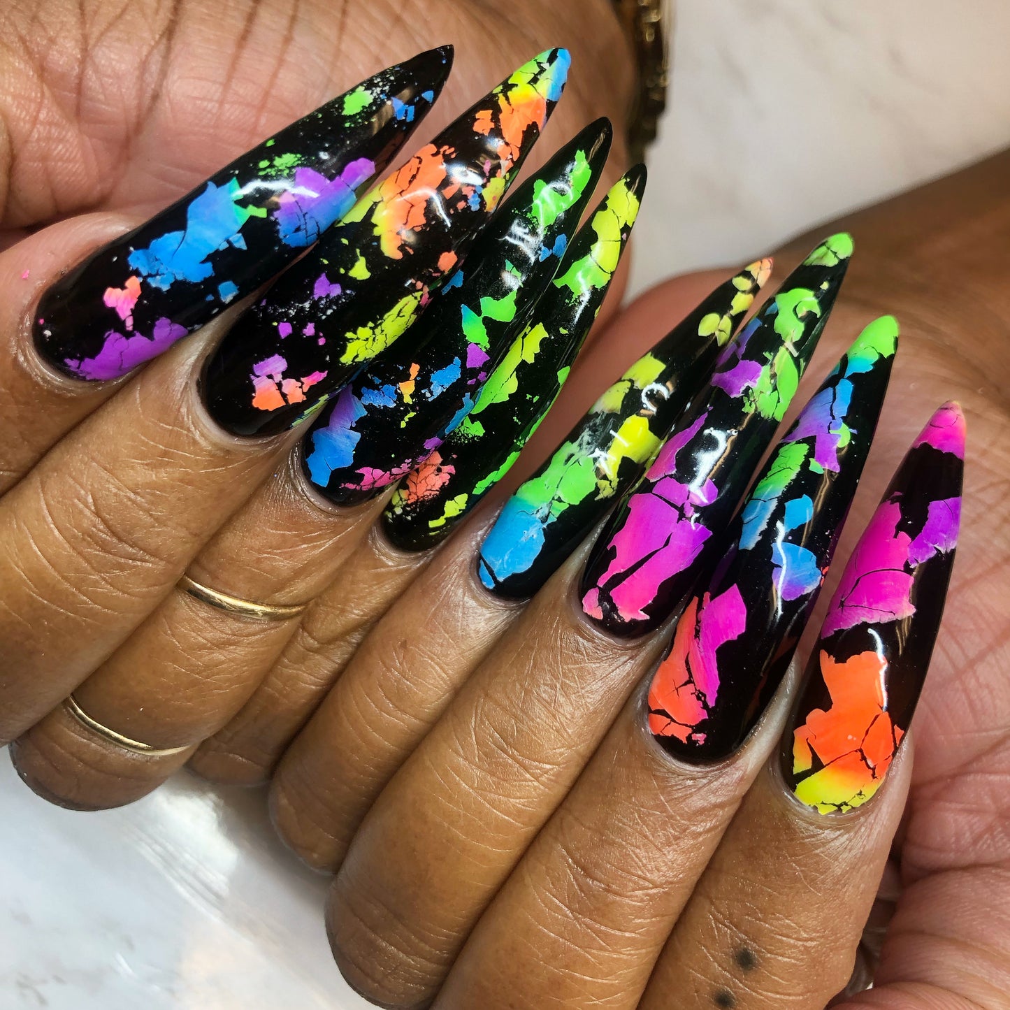 neon pigment nail art