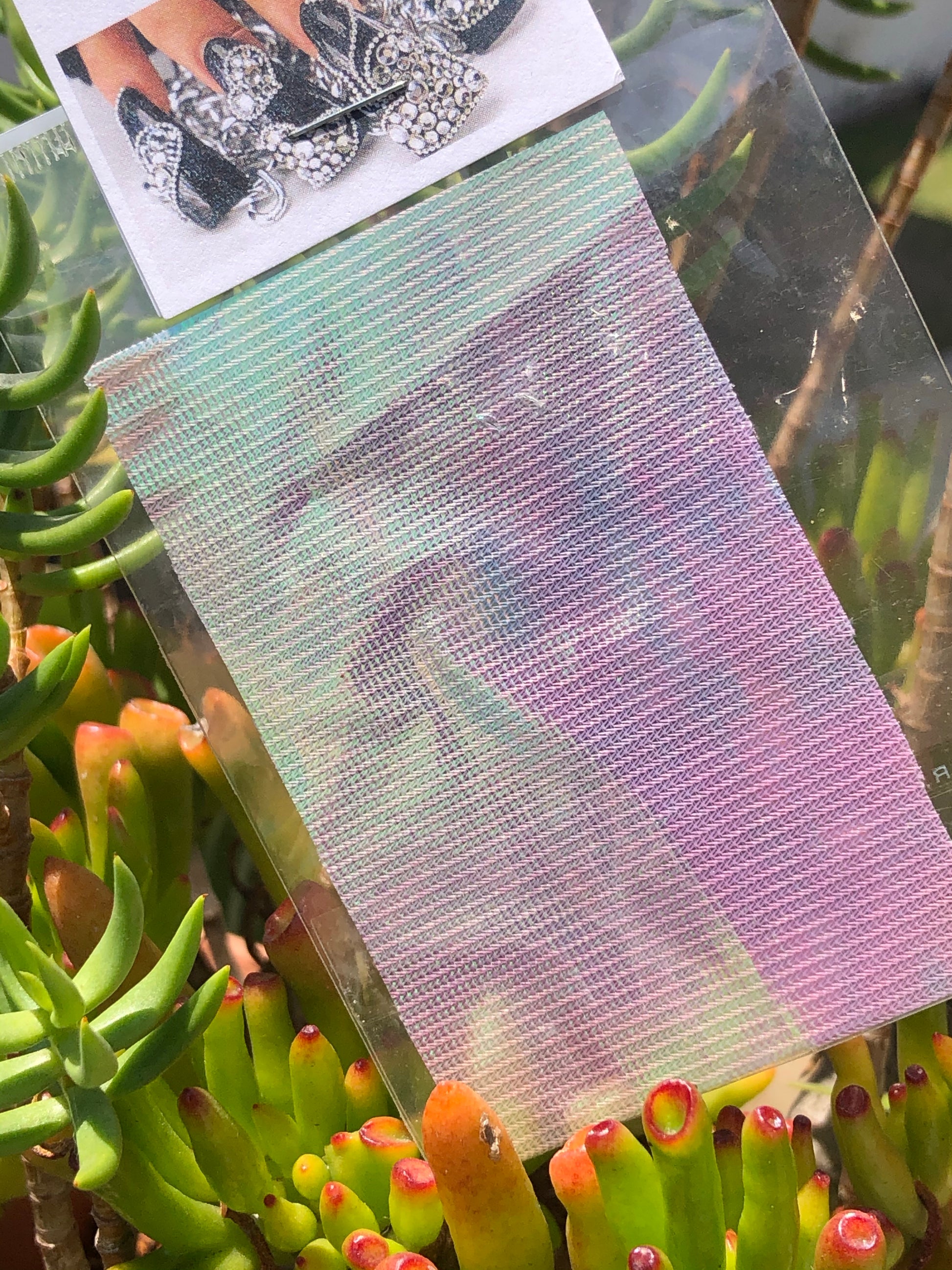 iridescent mermaid skin for nail art