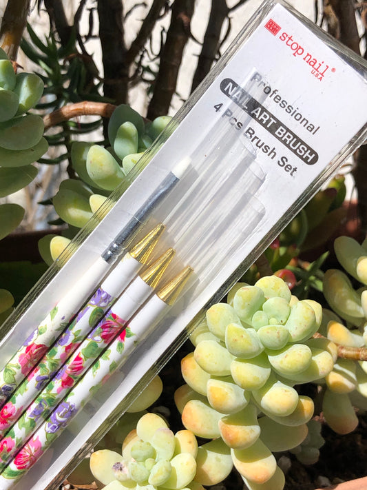 4 piece nail art brush with flower handles