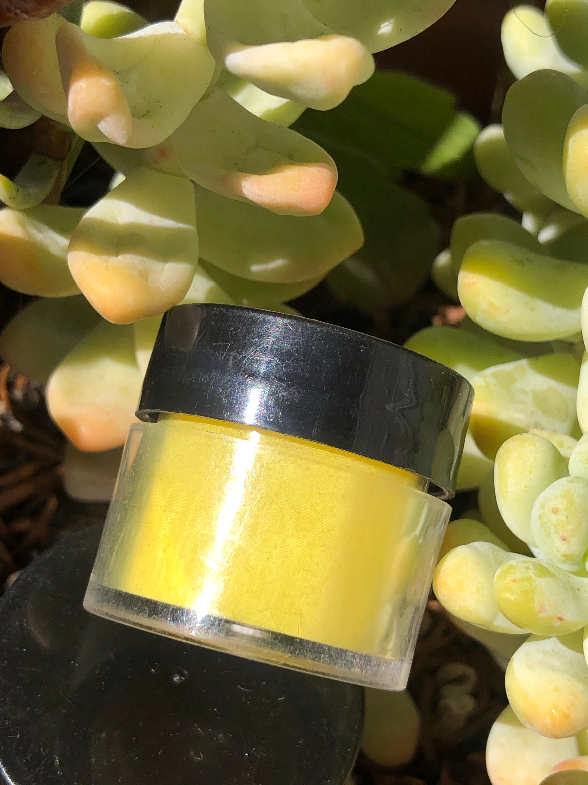 neon yellow acrylic powder